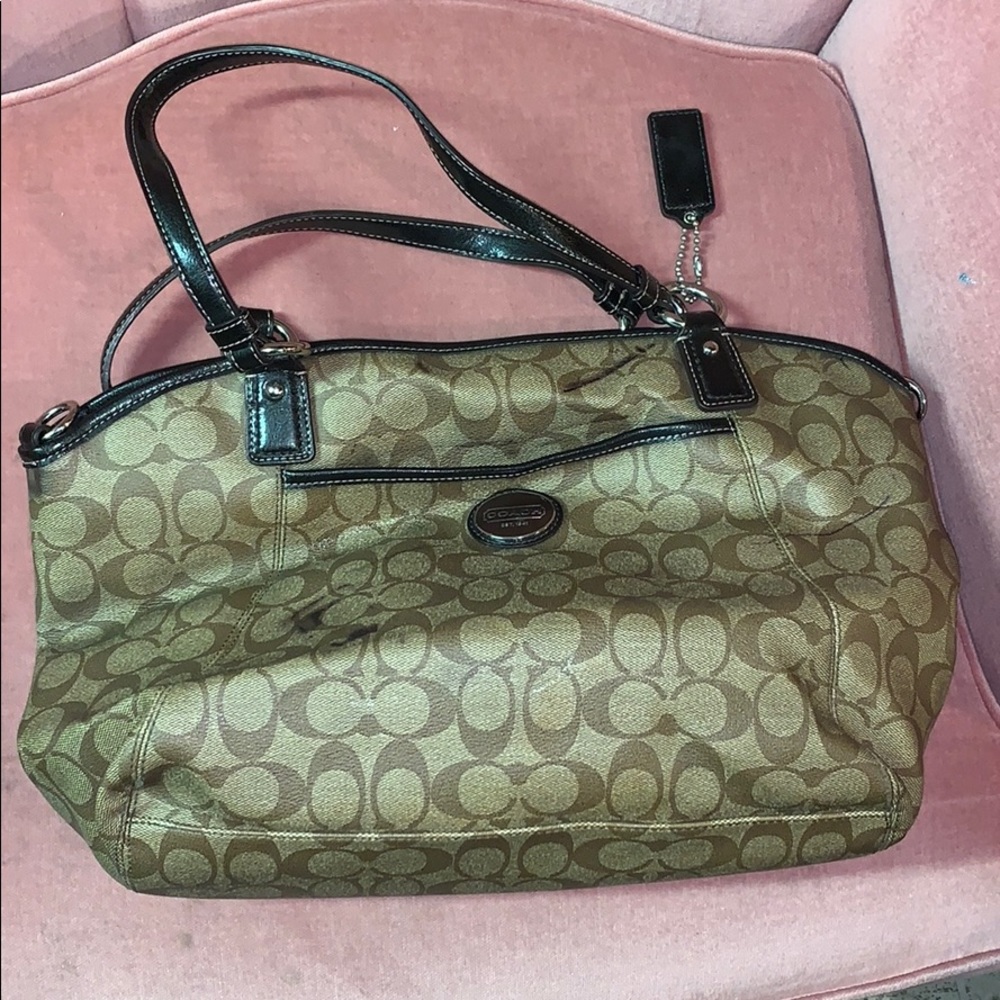Coach monogram print tote bag (authentic)